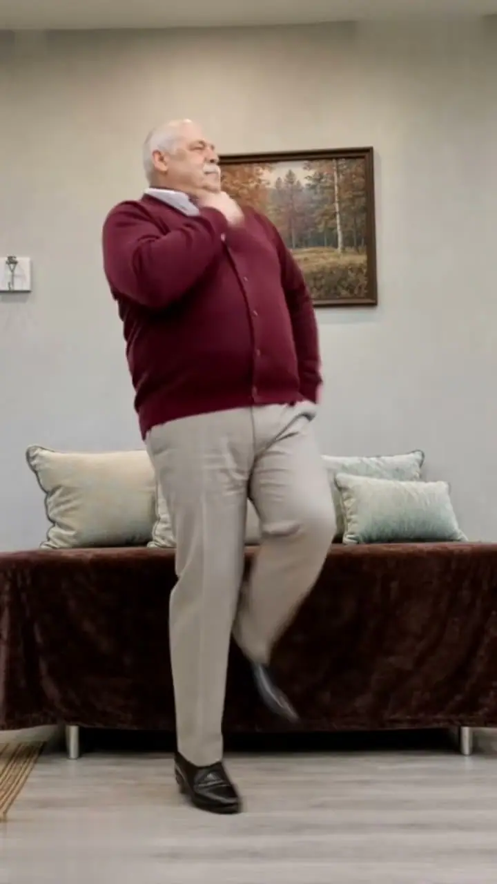 The Raised Knee